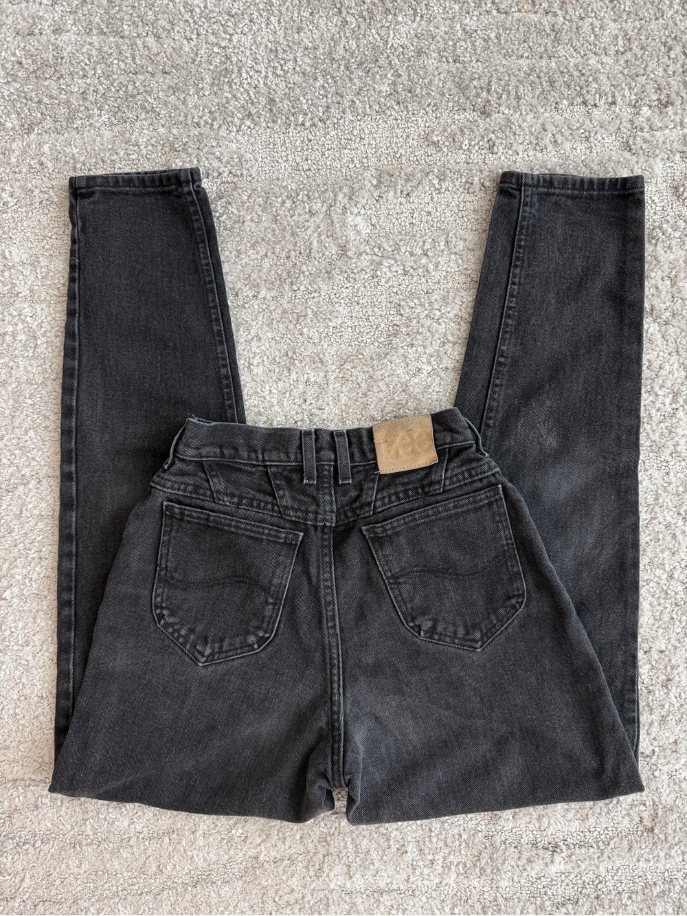 GUC Vintage Lee Size 6 (23”) 100% Cotton Dark Wash Denim Jeans